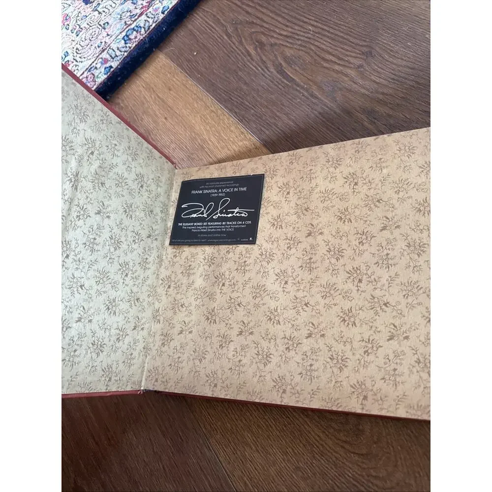 The Frank Sinatra Family Album Charles Pignone Deluxe Hardcover Little Brown HC⁠